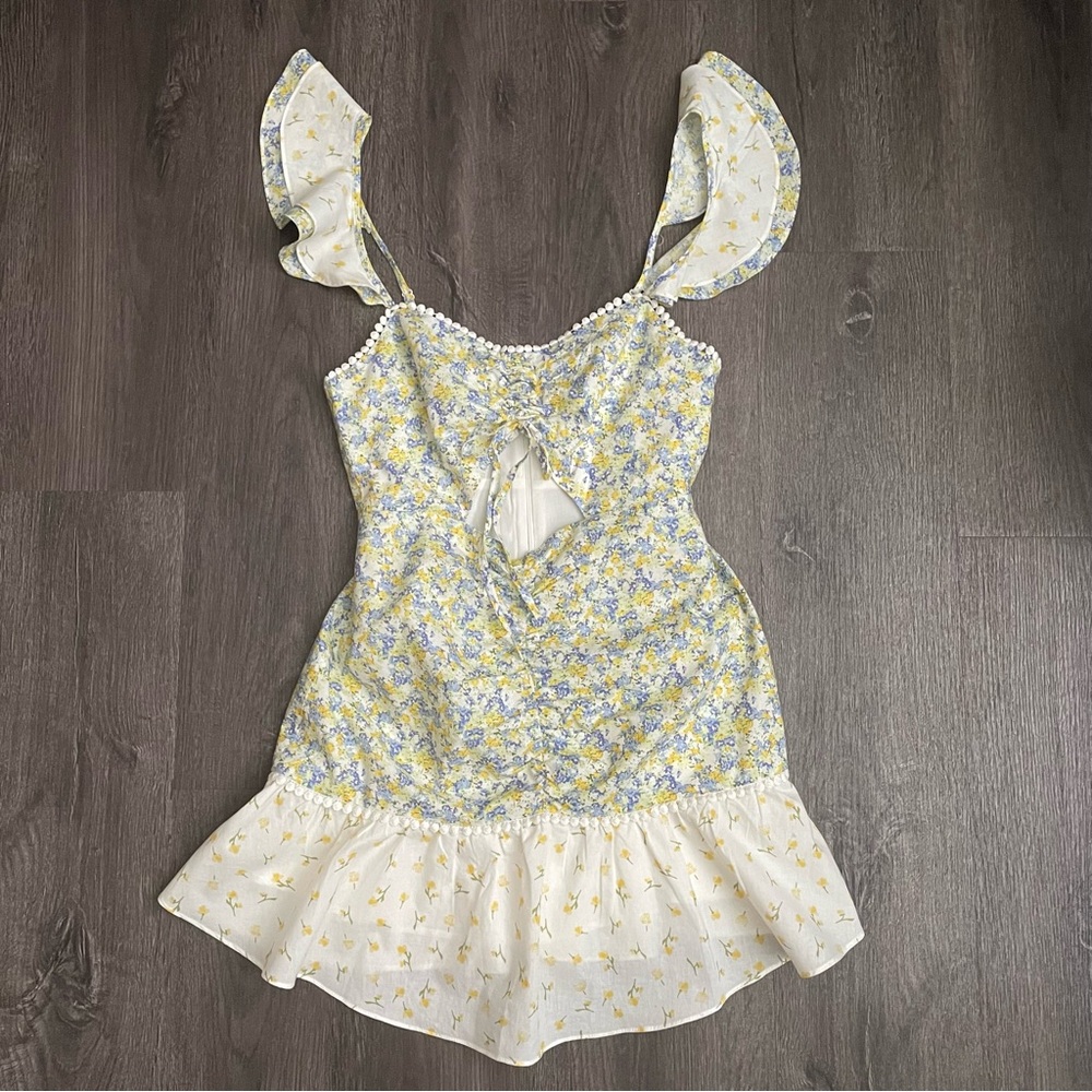 (NWOT) Hello Molly Summer Floral Mini Dress (S/M)
